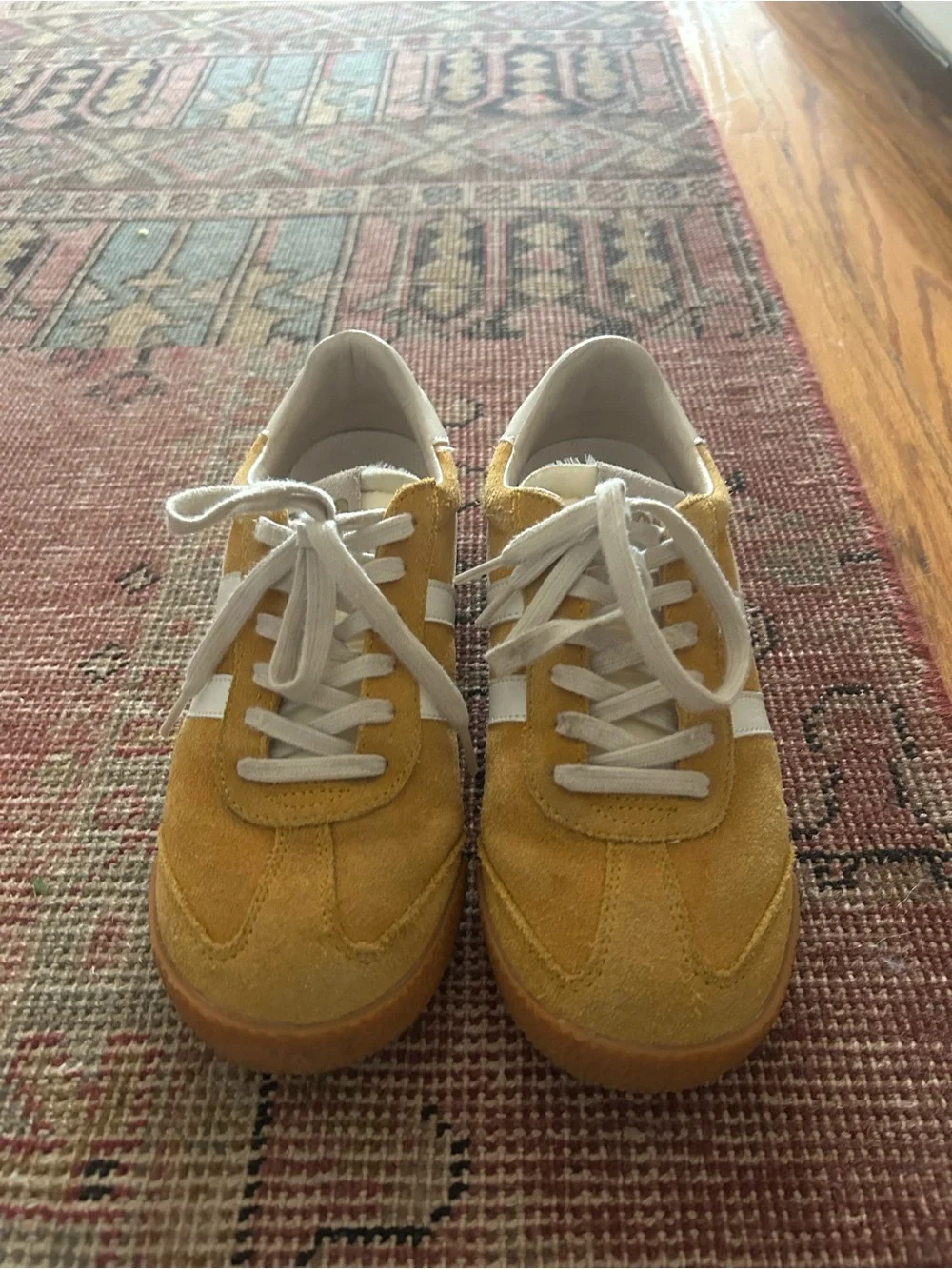 Gola Sneaker in Mustard Yellow and White